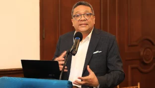 Panamá en Directo | “Dino Mon defiende la necesidad de aumentar la edad de jubilación para garantizar el futuro de la CSS”